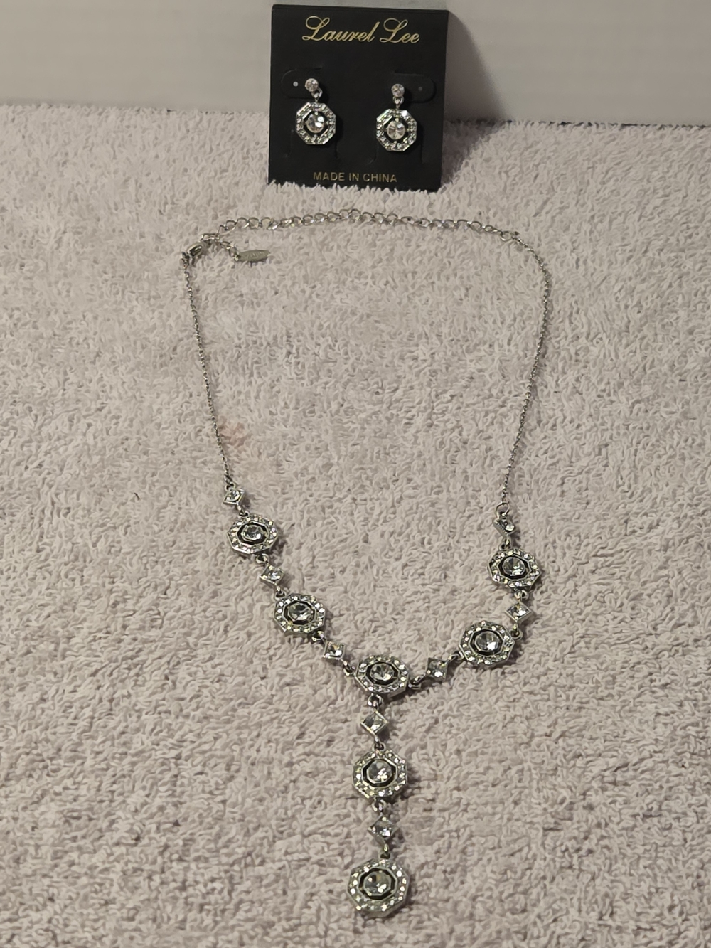 Laurel Lee Vintage Necklace and Earrings Set -